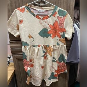 Size small boutique shirt NWOT